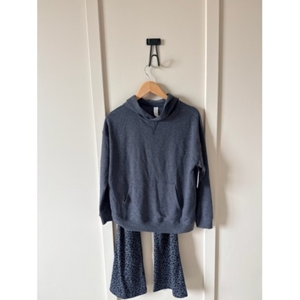 Yogalicious Girls Terry Pullover Hoodie and Leopard Flare Pant Set Charcoal L 12
